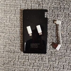 Portable Slim Power Bank 6000mAh - USB-C And iPhone Connectors